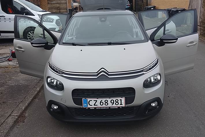 Grå Citroën C3 fra 2018