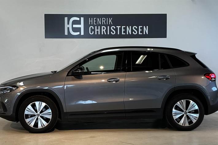 Sort Mercedes EQA 250 fra 2023