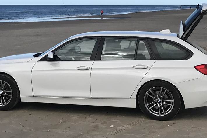 Hvid BMW 320d fra 2013