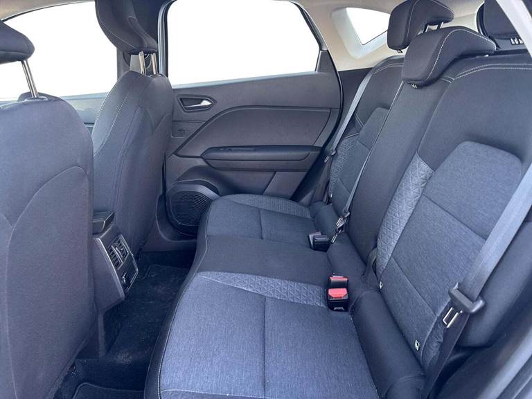 Renault Captur 1,6 E-Tech Zen