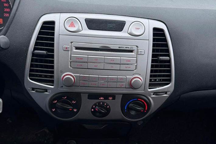 undefined Hyundai i20 fra 2010