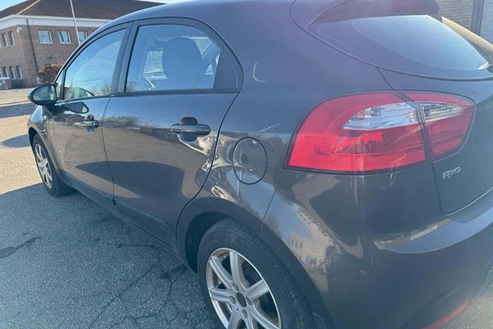 undefined Kia Rio fra 2012