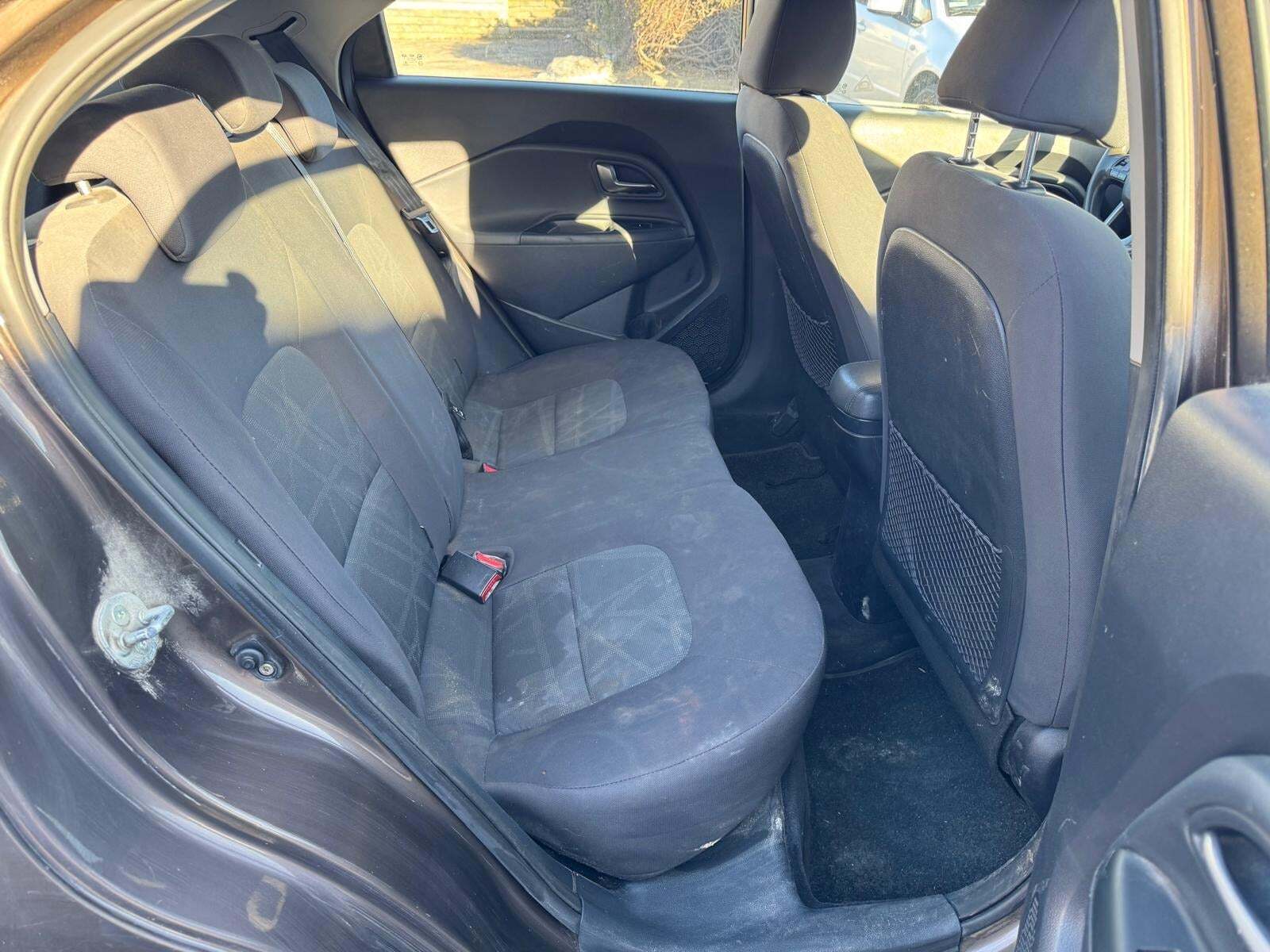 undefined Kia Rio fra 2012
