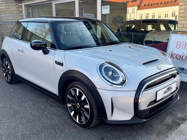 Mini Cooper SE Classic Trim