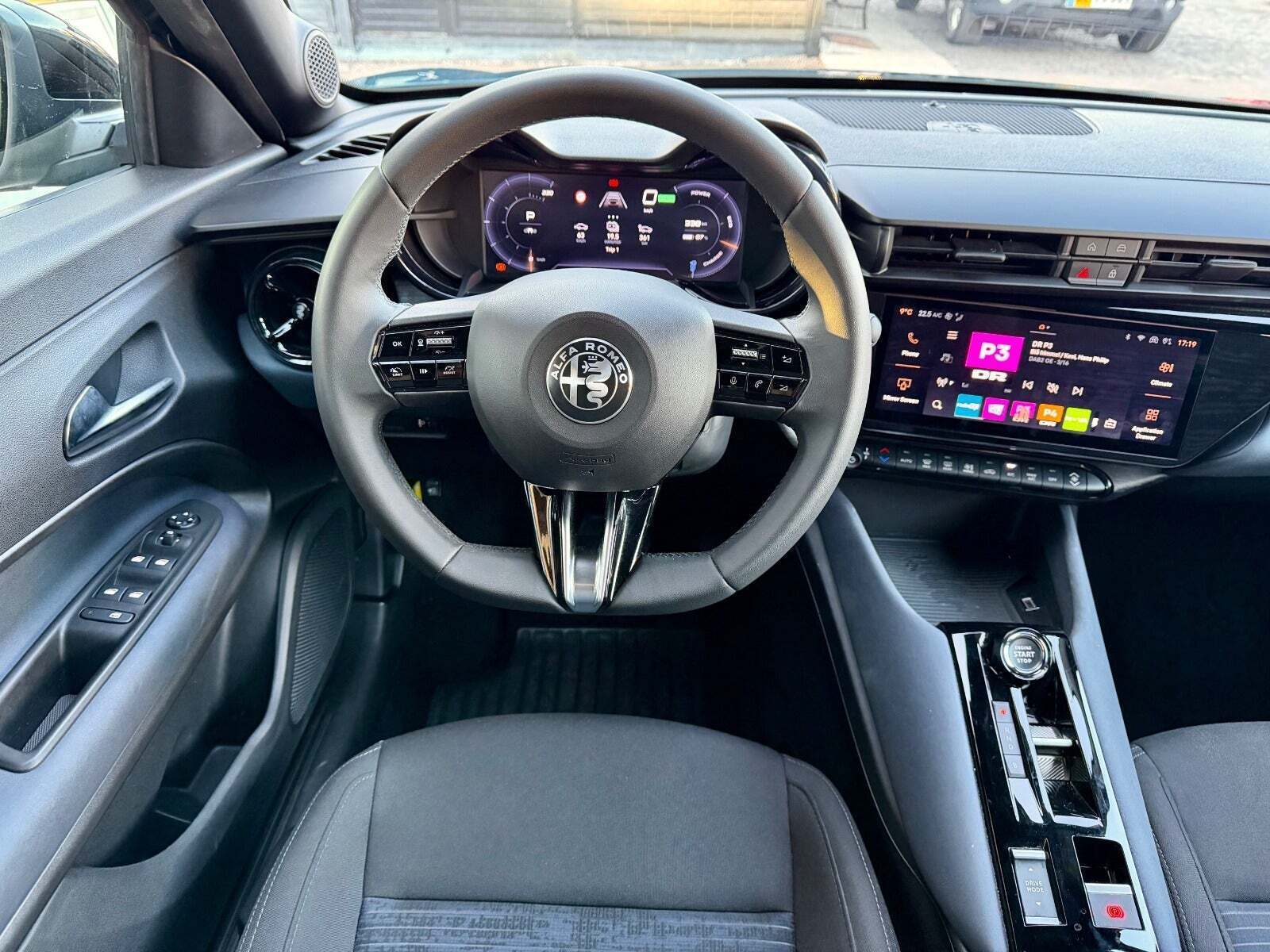 Alfa Romeo Junior Elettrica Core