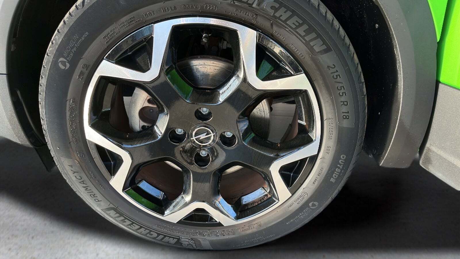 Grøn Opel Mokka-e fra 2021