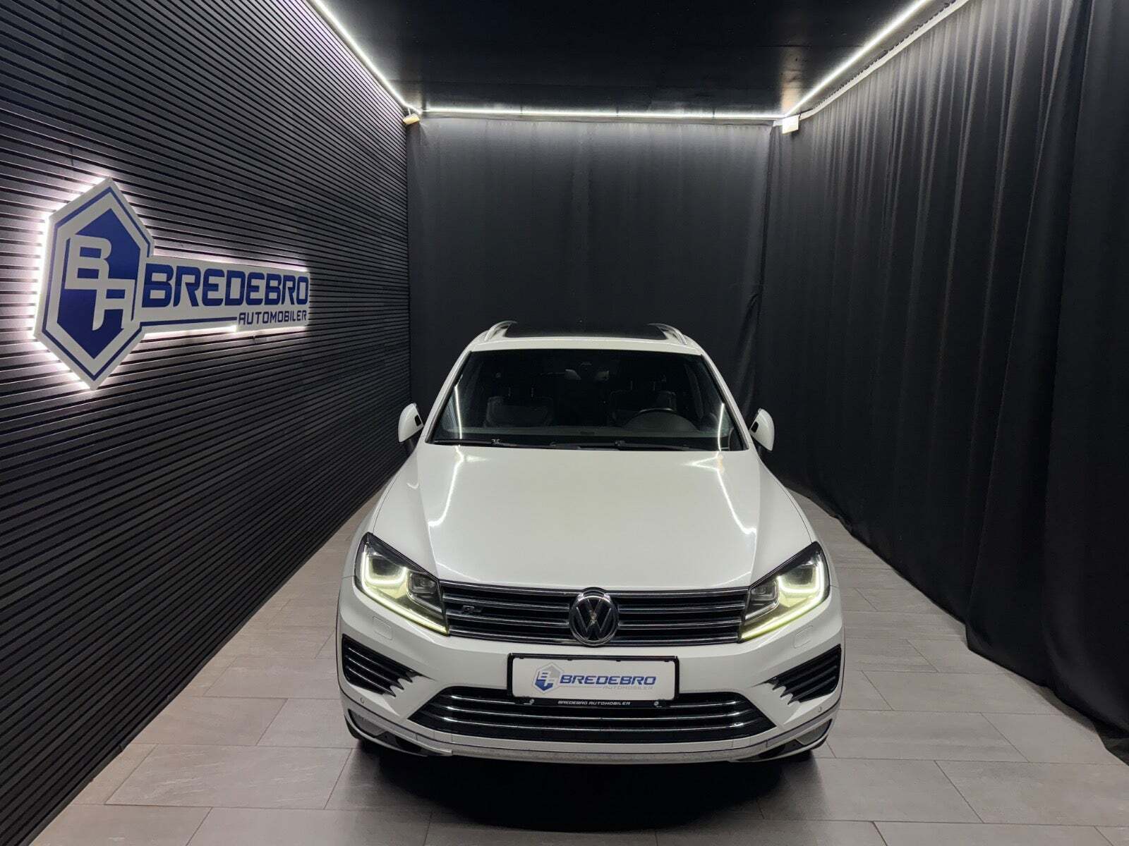 VW Touareg 3,0 V6 TDi 262 R-line Tiptr. 4Motion