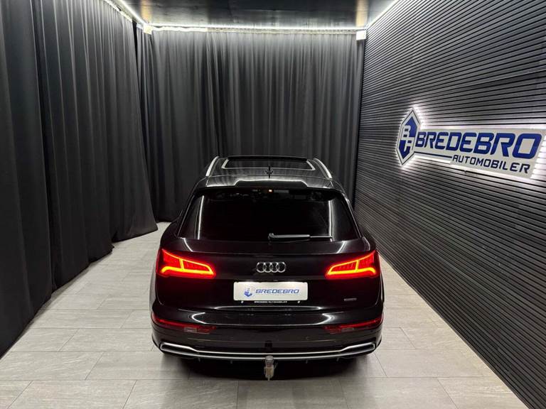 Audi Q5 2,0 TDi 190 S-line quattro S-tr.