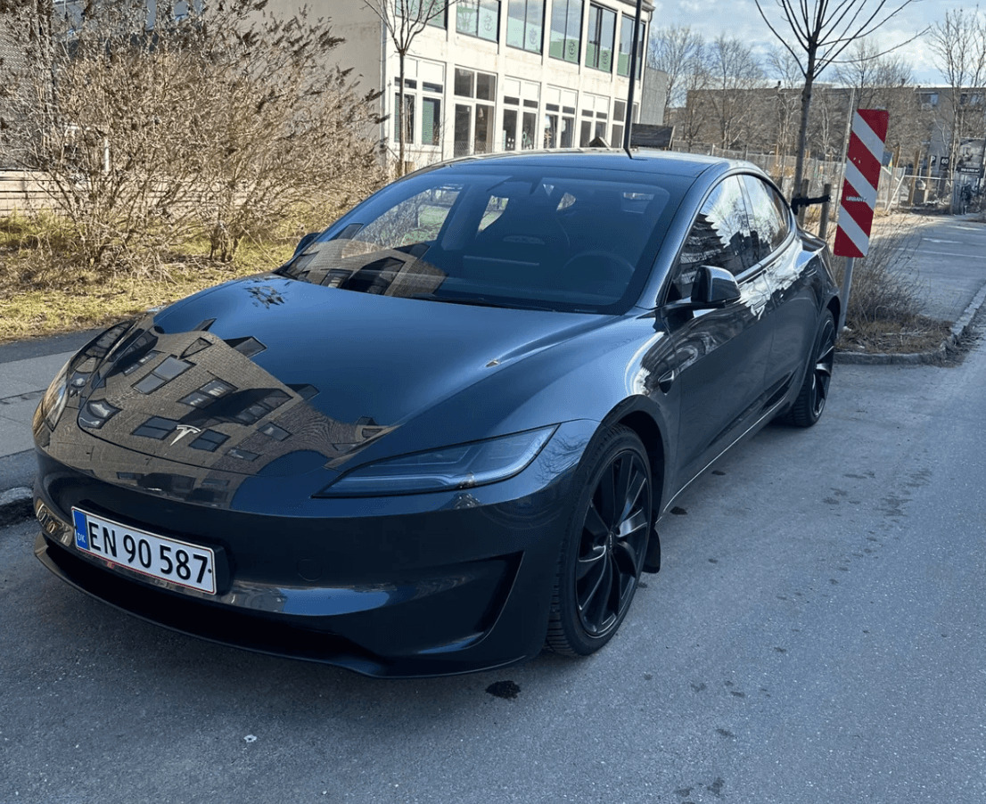Tesla Model 3 Performance AWD