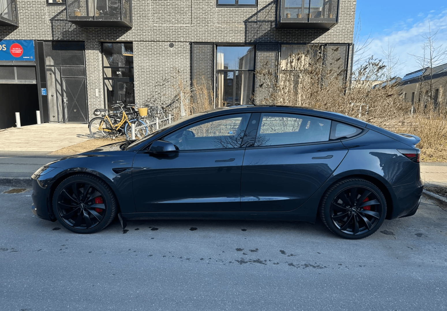 Tesla Model 3 Performance AWD