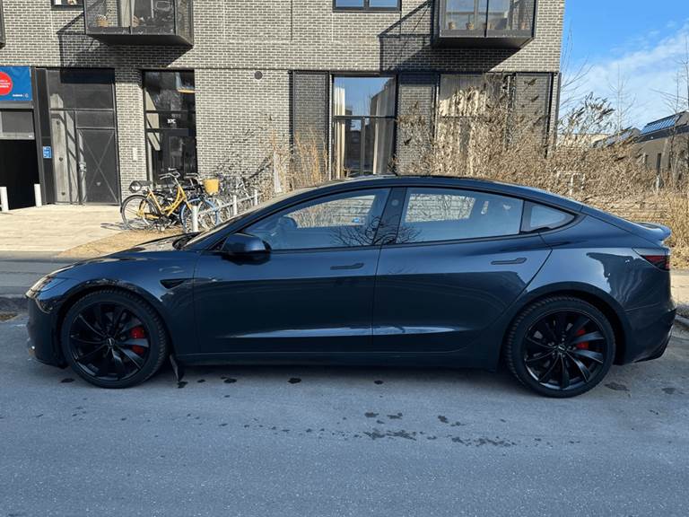 Tesla Model 3 Performance AWD