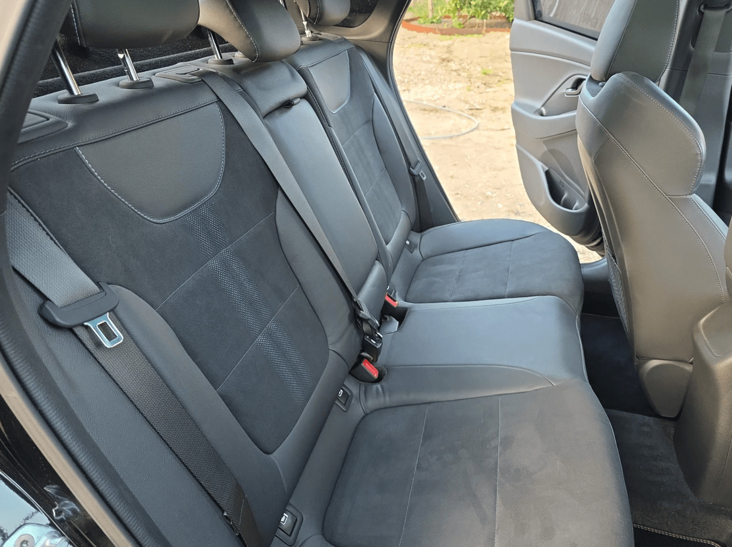 Sort Hyundai i30 fra 2022