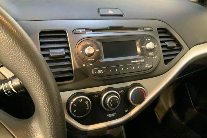 Hvid Kia Picanto fra 2013