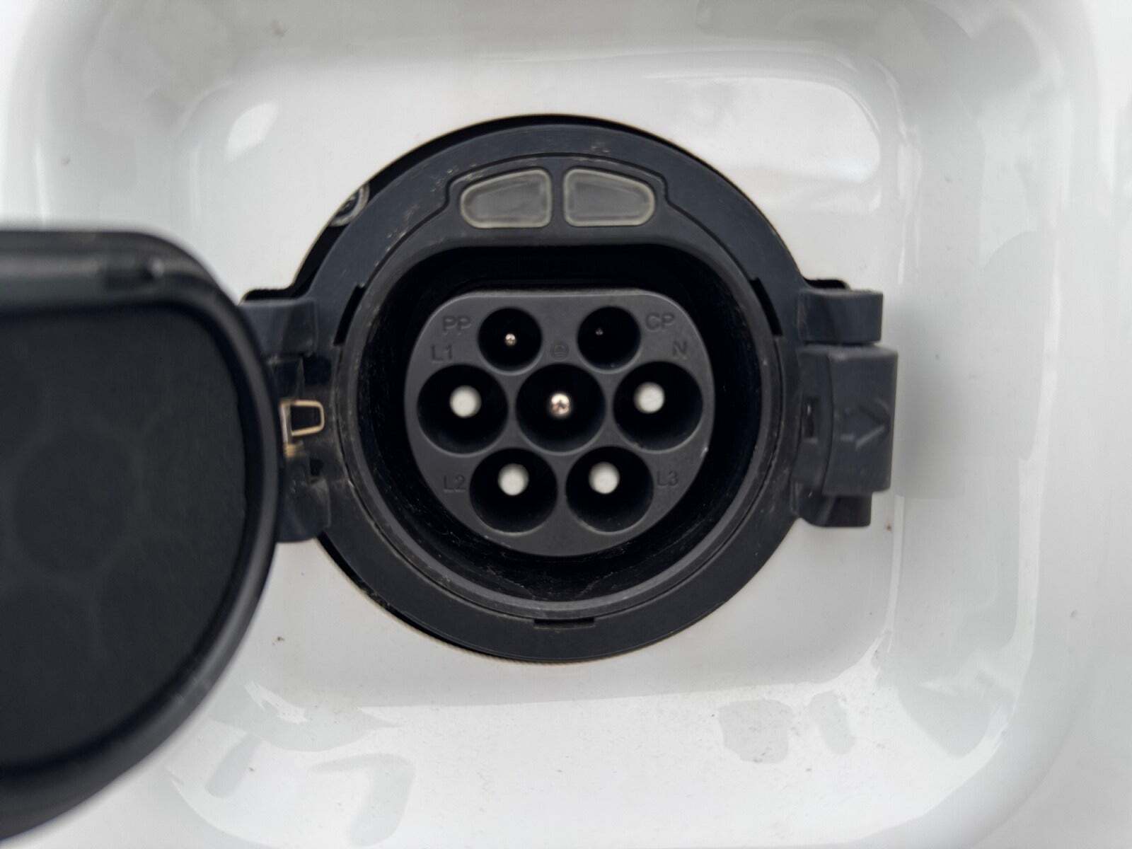 Hvid B-ON Max fra 2024