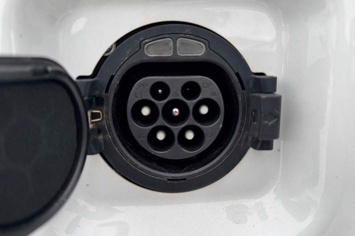 Hvid B-ON Max fra 2024