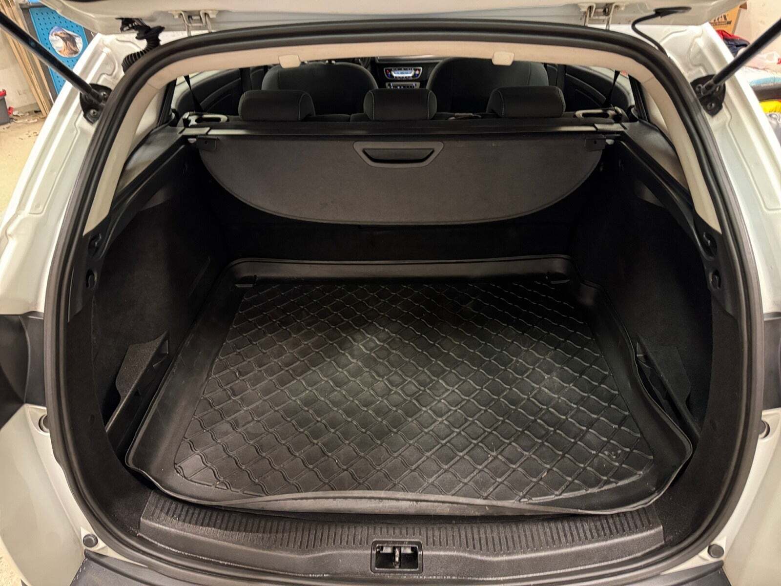 Hvid Renault Megane III fra 2014