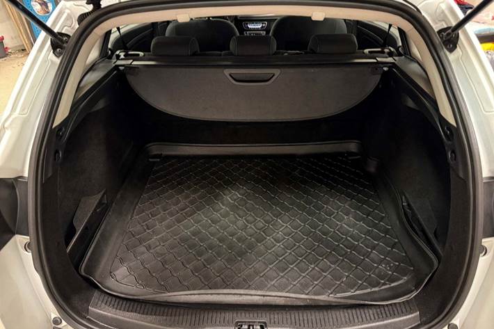 Hvid Renault Megane III fra 2014