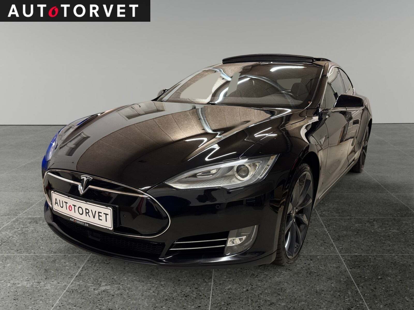 Tesla Model S P85