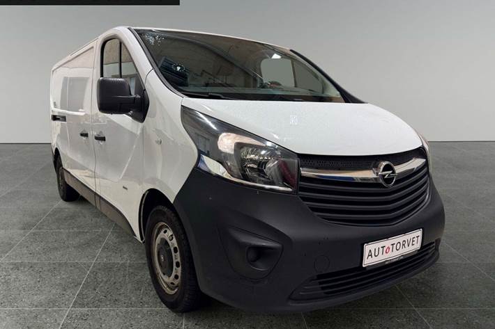 Hvid Opel Vivaro fra 2018