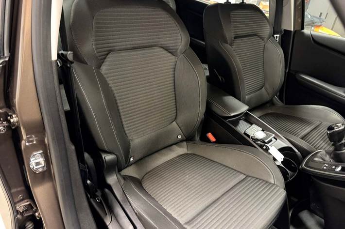 Brun Renault Grand Scenic IV fra 2019
