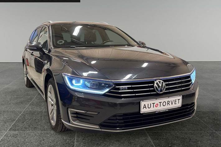 Sort VW Passat fra 2018