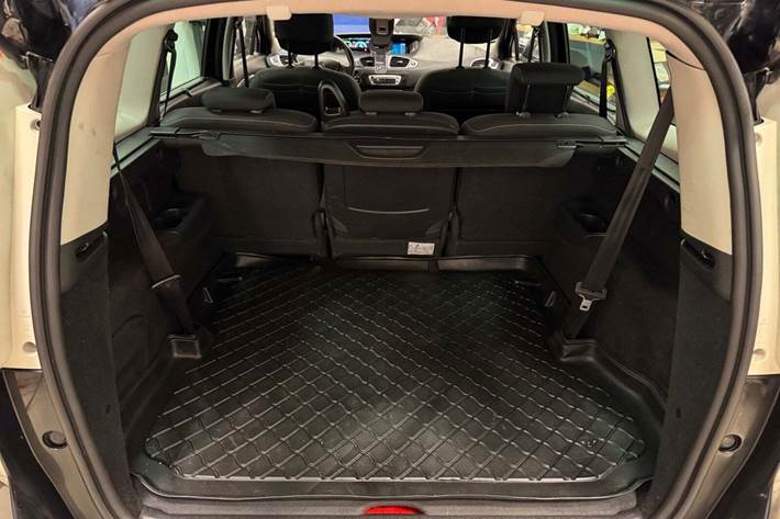 Sort Renault Grand Scenic III fra 2016