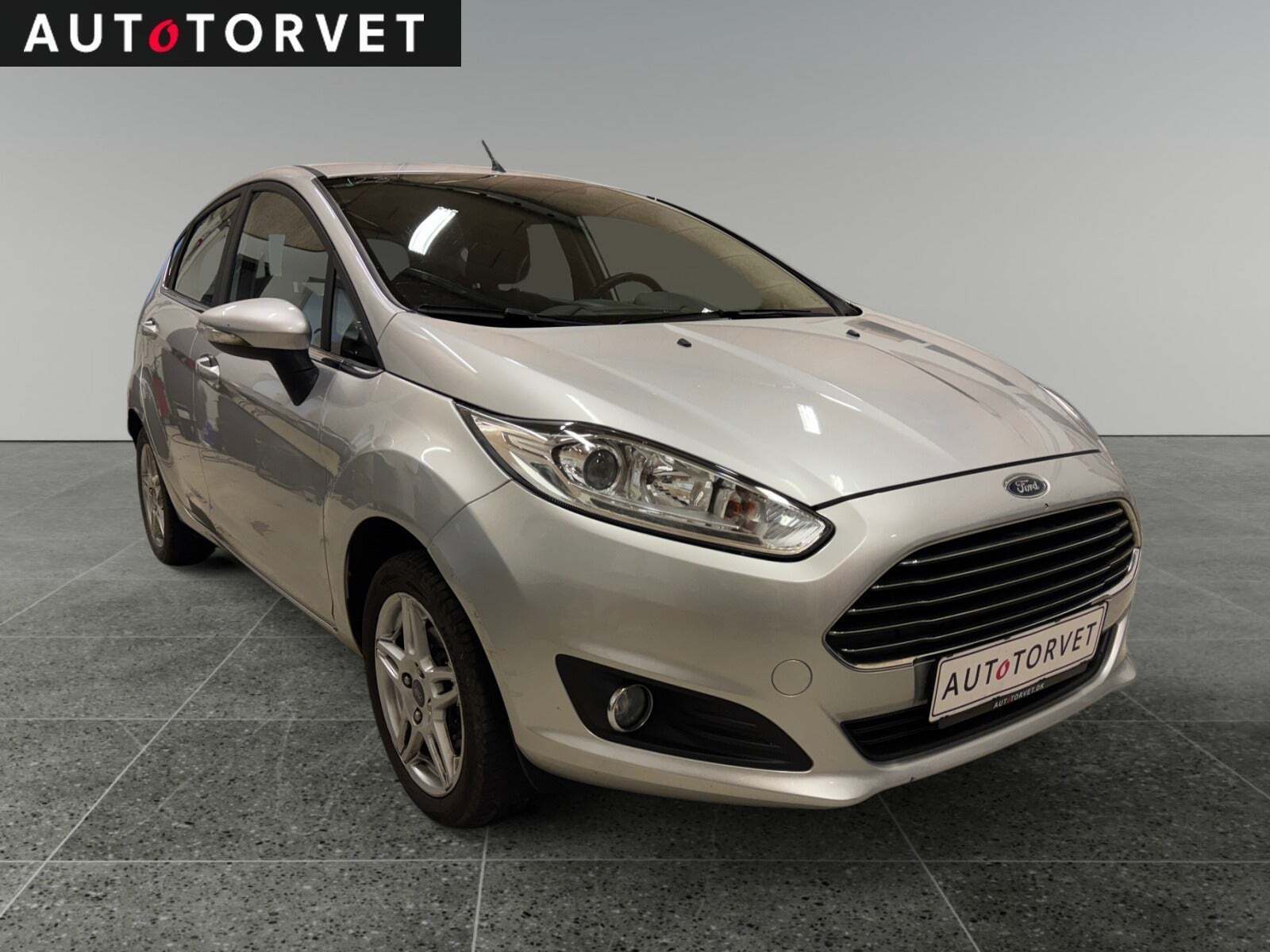 Ford Fiesta 1,0 SCTi 100 Titanium