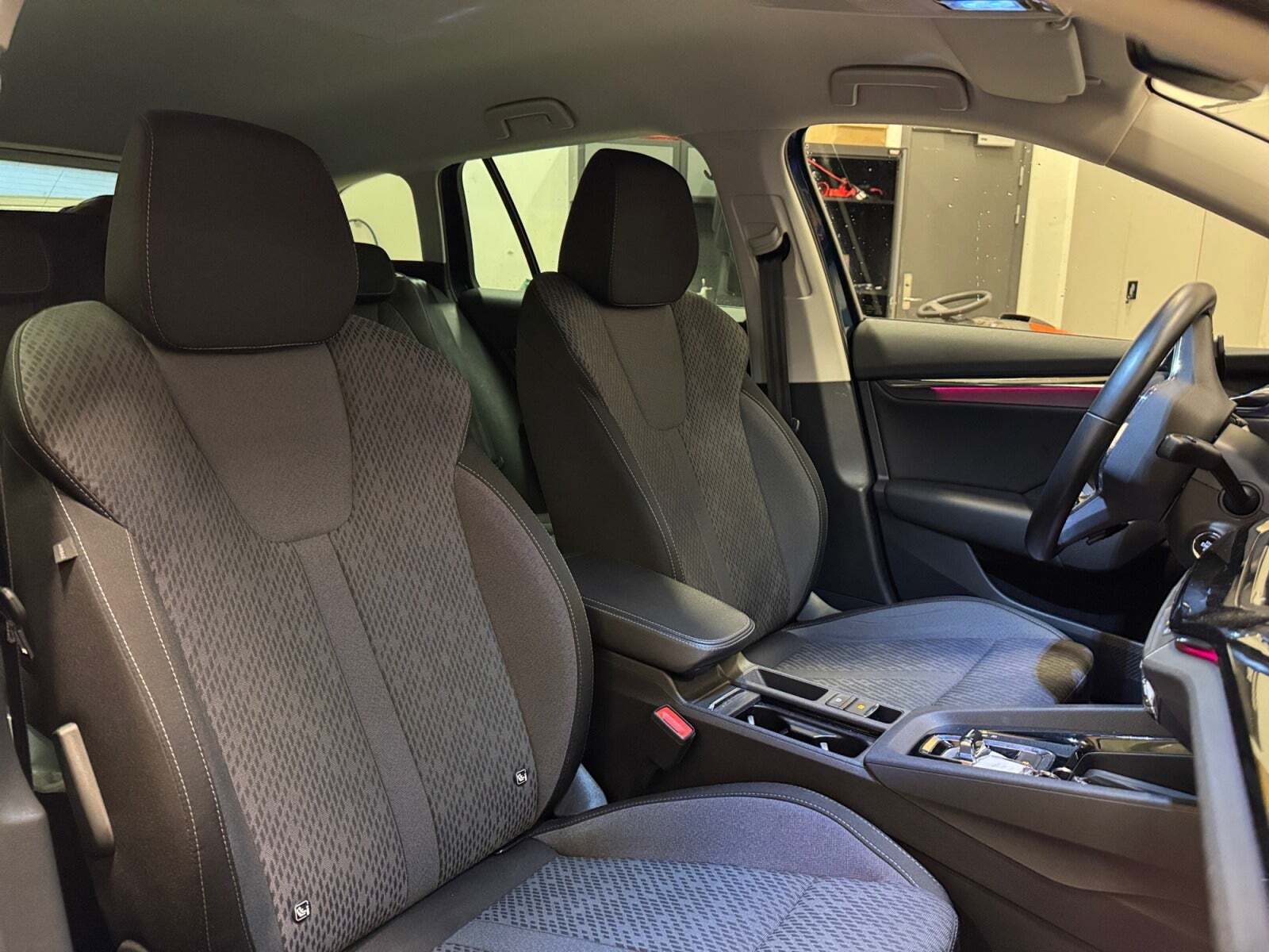 Grøn Skoda Octavia fra 2021
