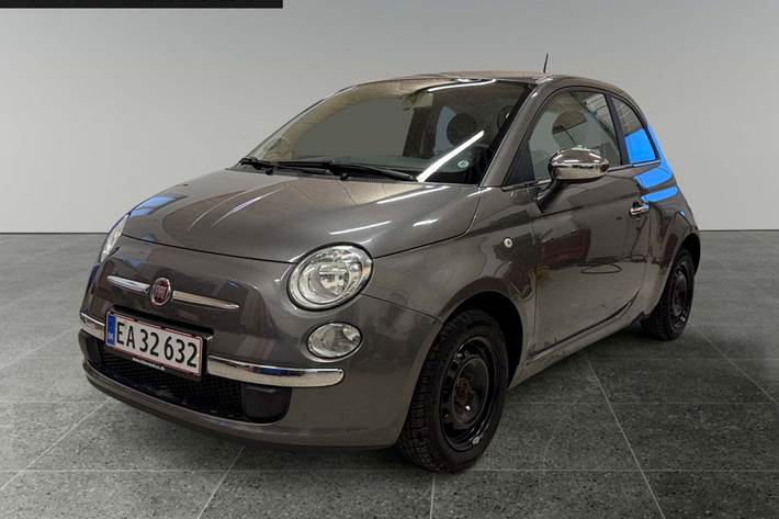 Grå Fiat 500 fra 2016