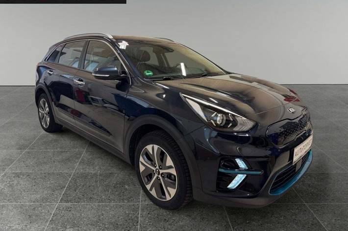 Blå Kia e-Niro fra 2021
