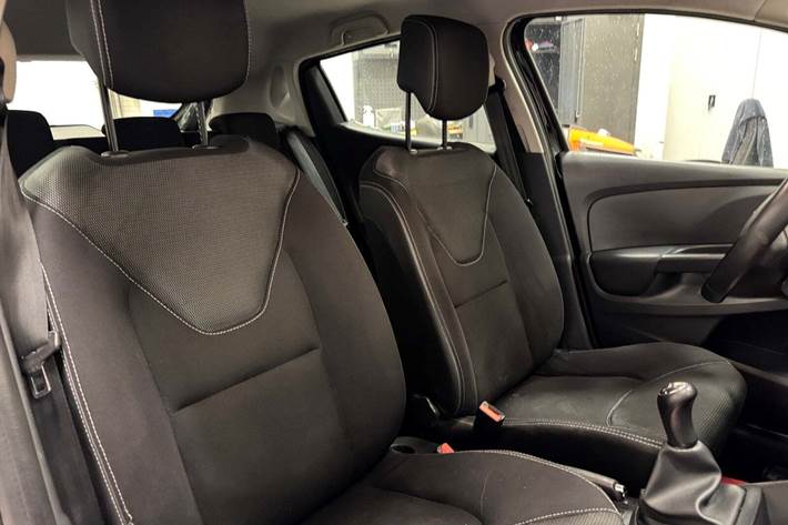 Sort Renault Clio IV fra 2015