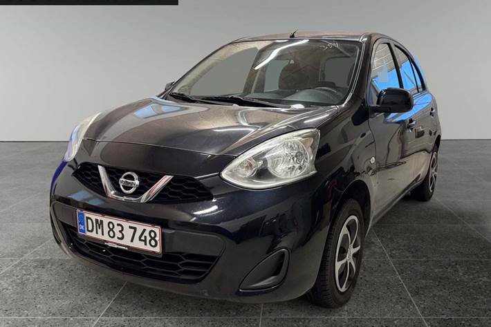 Sort Nissan Micra fra 2016 set udefra