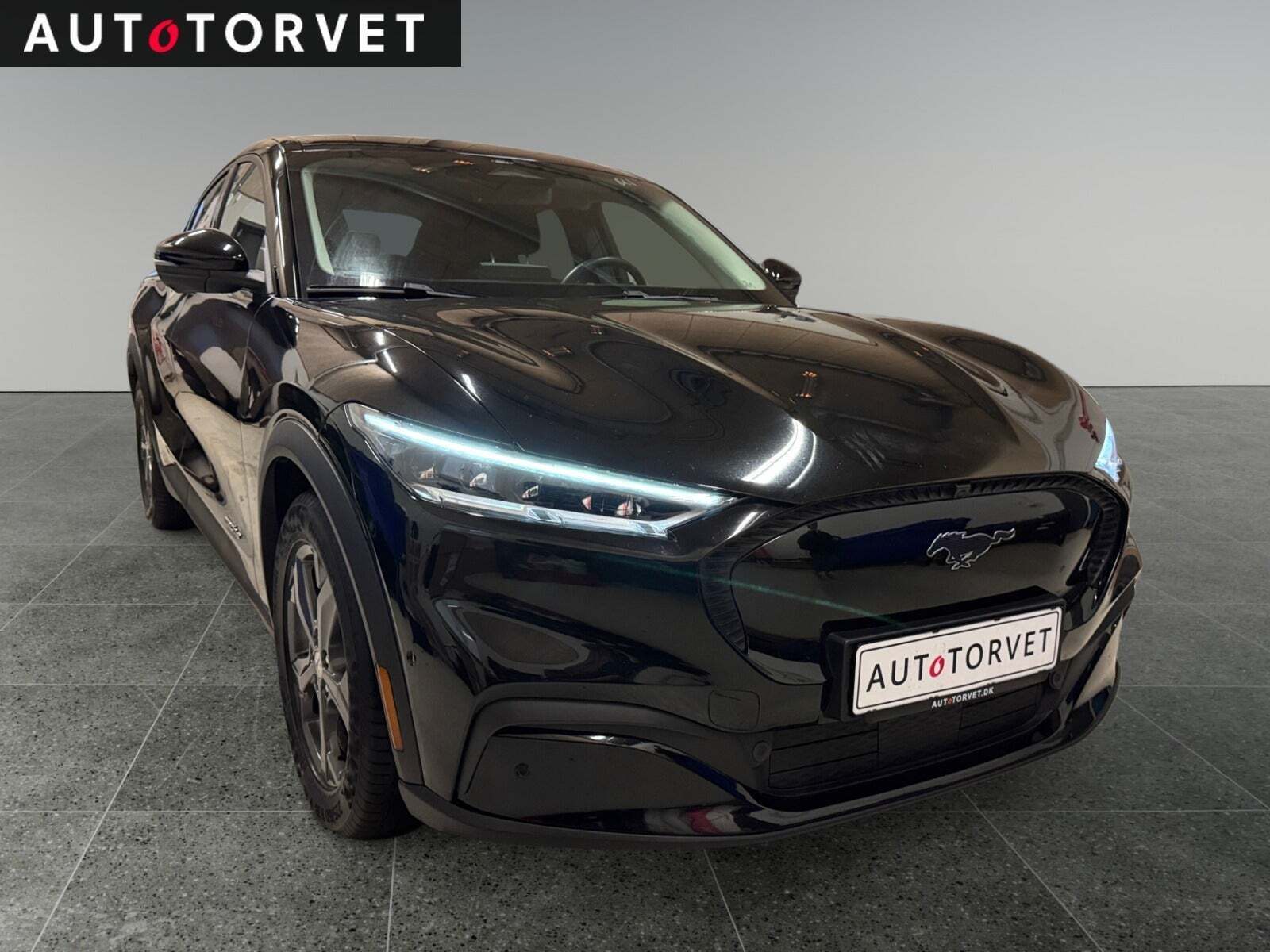 Ford Mustang Mach-E 70 Standard Range