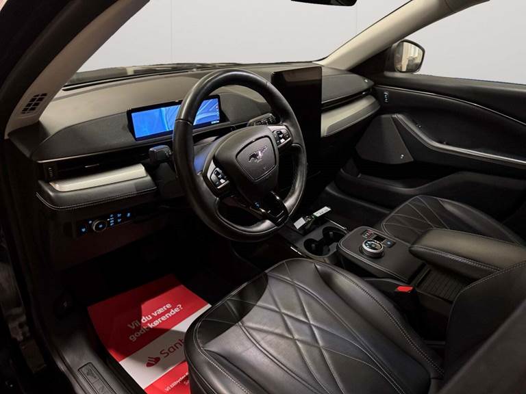 Ford Mustang Mach-E 70 Standard Range