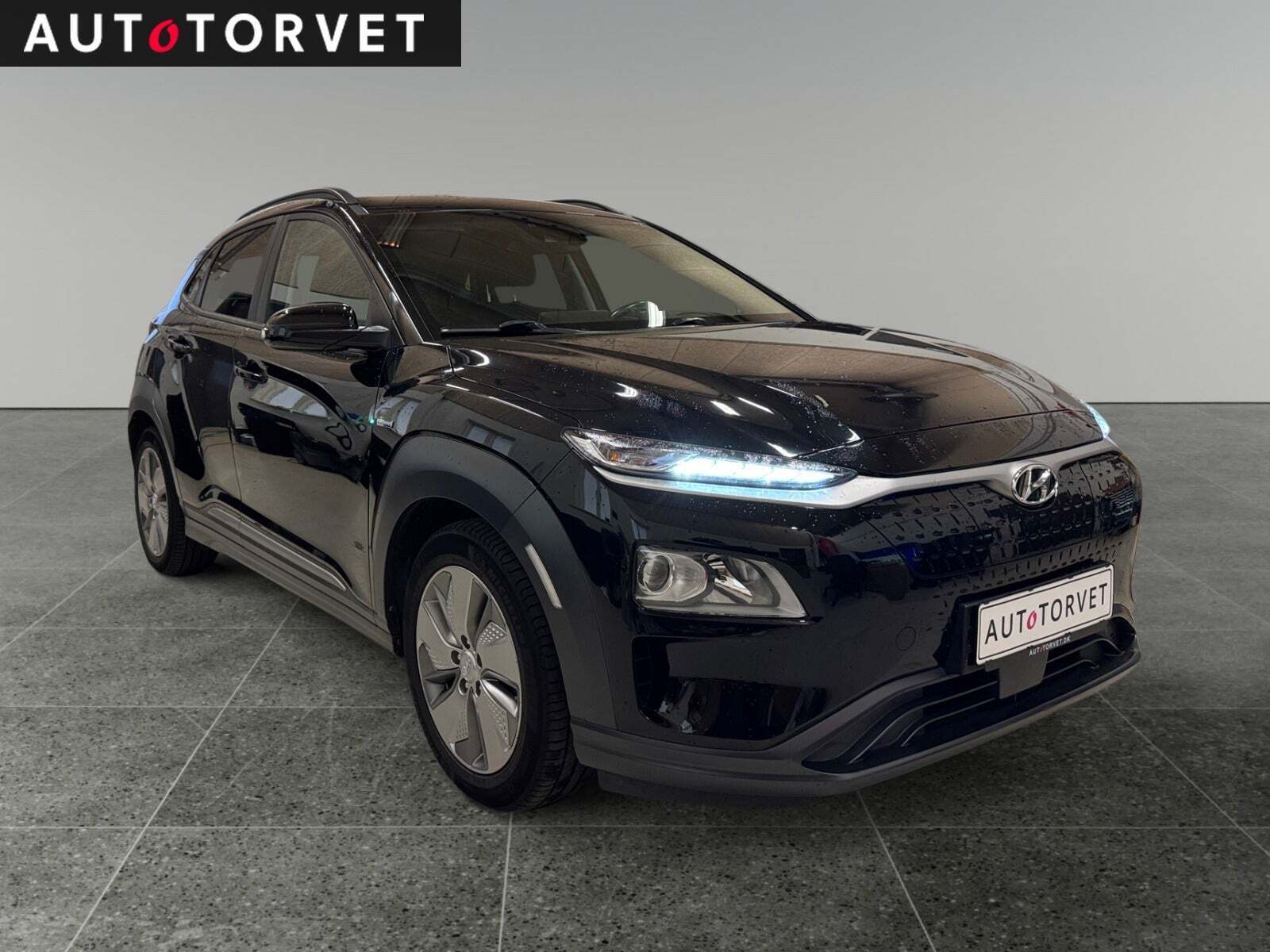 Hyundai Kona 64 EV Trend