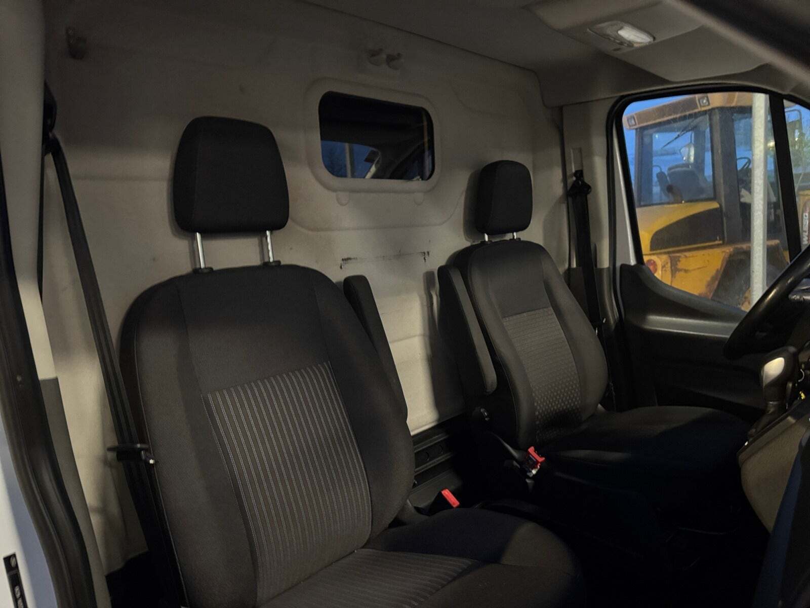 Hvid Ford Transit Custom 300L fra 2021