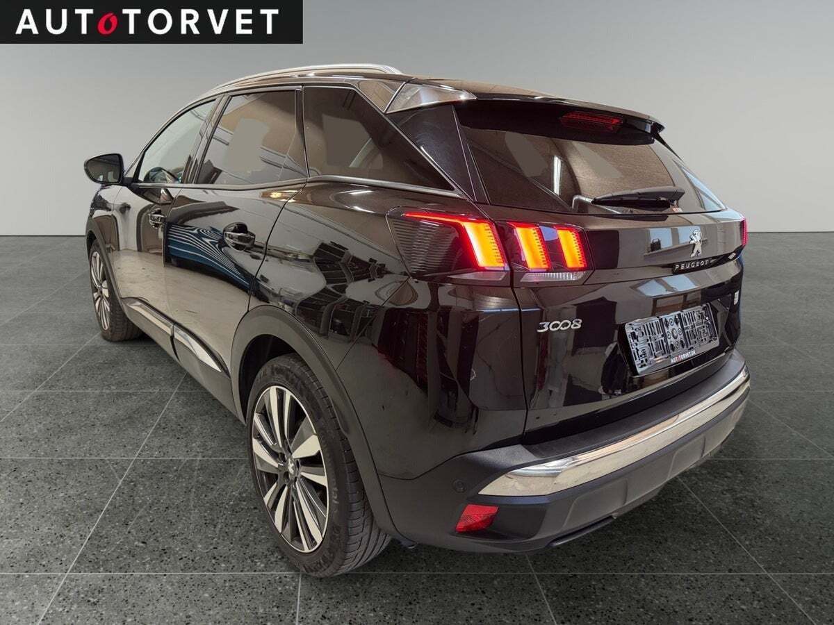 Sort Peugeot 3008 fra 2019