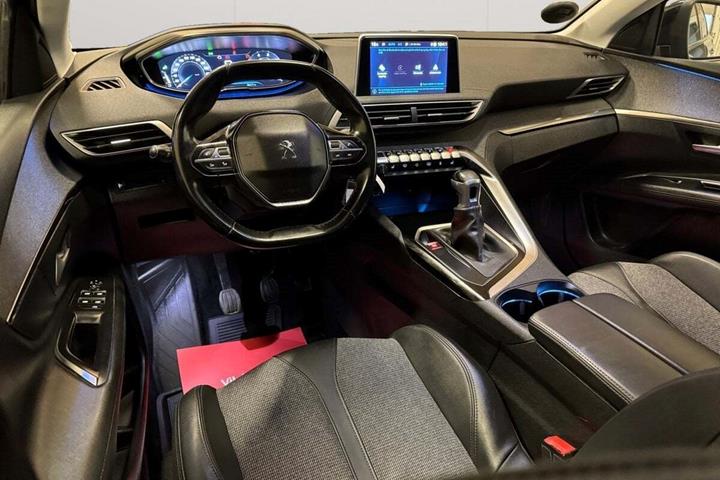 Sort Peugeot 3008 fra 2019