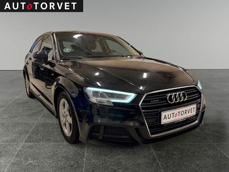 Audi A3 40 TFSi S-line Sportback quattro S-tr.