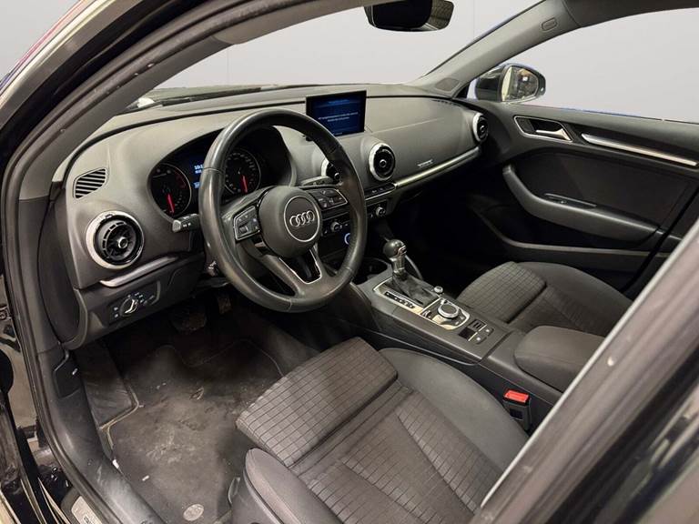 Audi A3 40 TFSi S-line Sportback quattro S-tr.