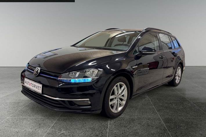 Sort VW Golf VII fra 2019 set udefra