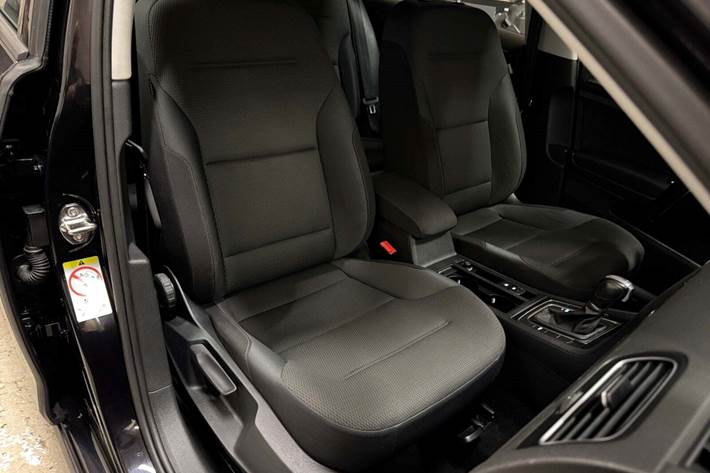 Sort VW Golf VII fra 2019