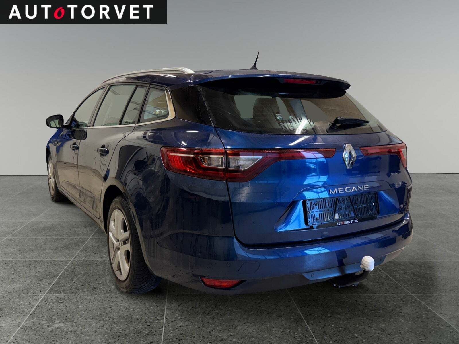 Blå Renault Megane IV fra 2018