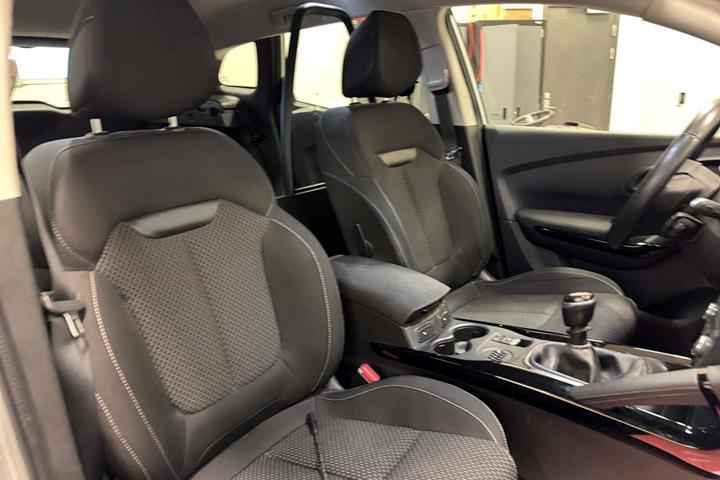 Sølv Renault Kadjar fra 2016