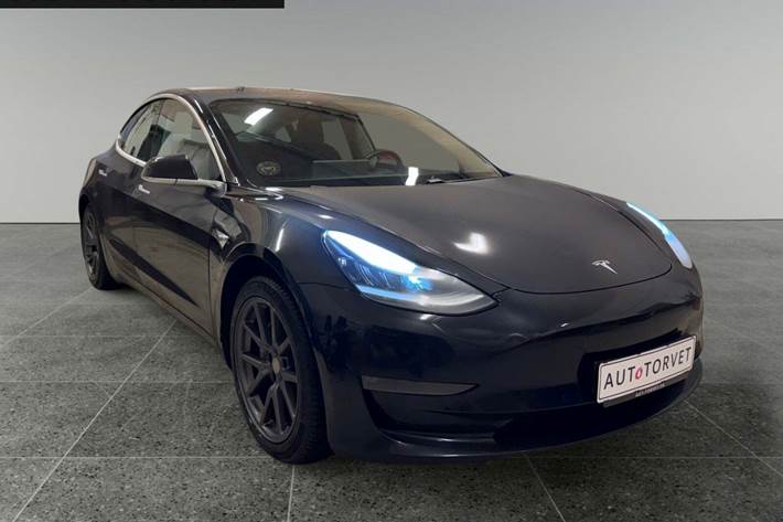 Sort Tesla Model 3 fra 2019