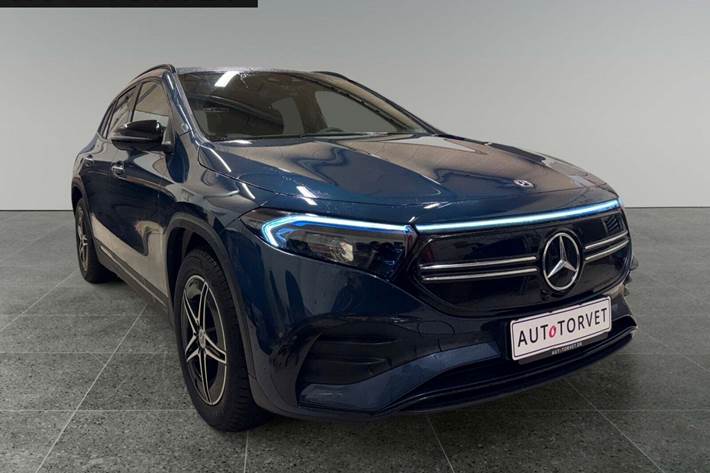 Blå Mercedes EQA250 fra 2023