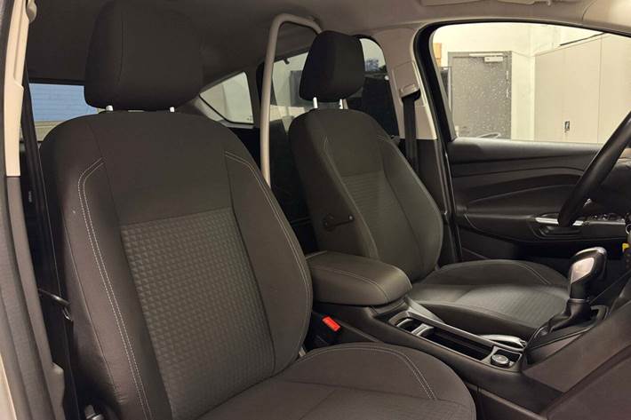 Sølv Ford C-MAX fra 2017