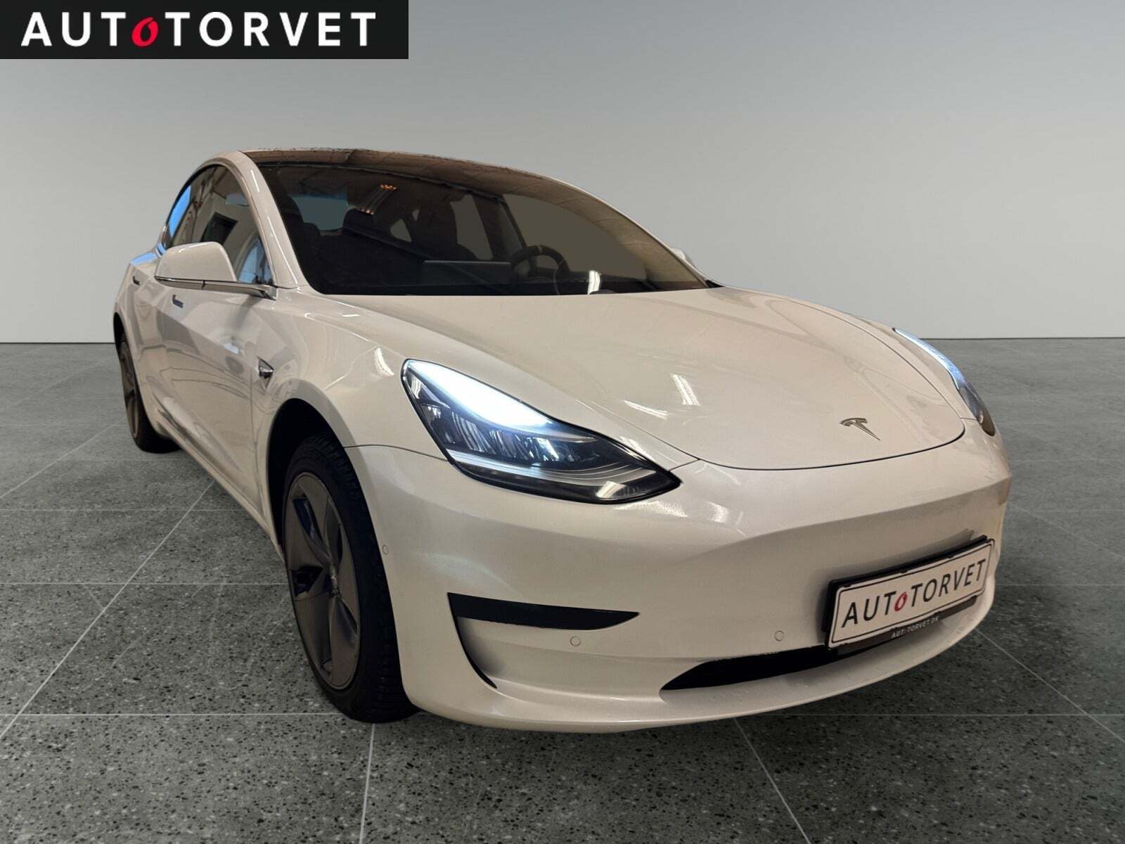 Tesla Model 3 Standard Range+ RWD