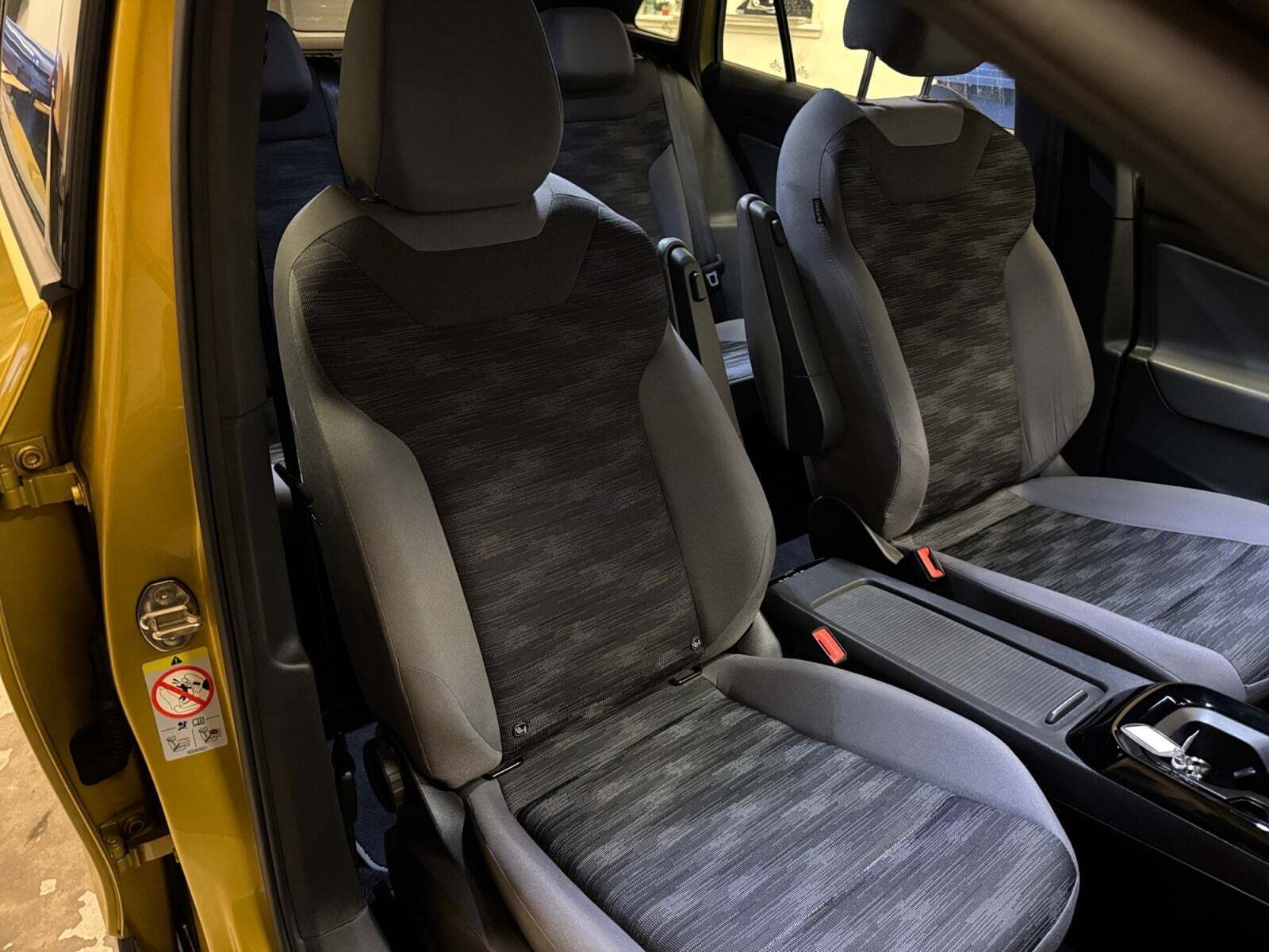 Gul VW ID.4 fra 2021