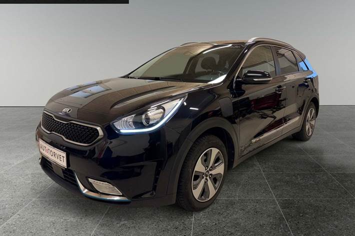 Sort Kia Niro fra 2018 set udefra